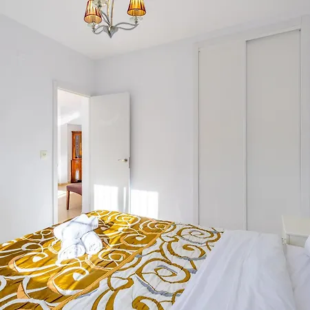 Inftour La Fustera Semesterbostad