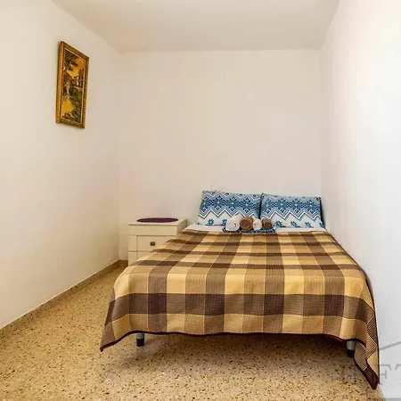 בית נופש Inftour La Fustera קלפה