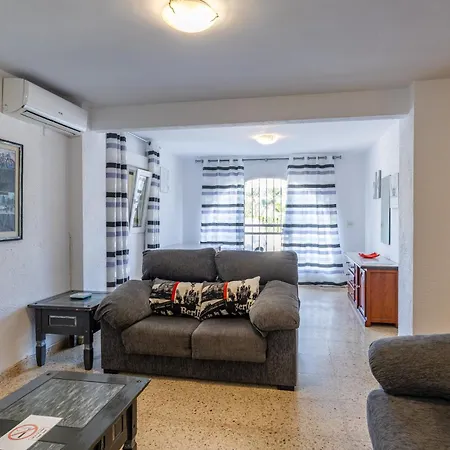 Inftour La Fustera Будинок відпочинку *