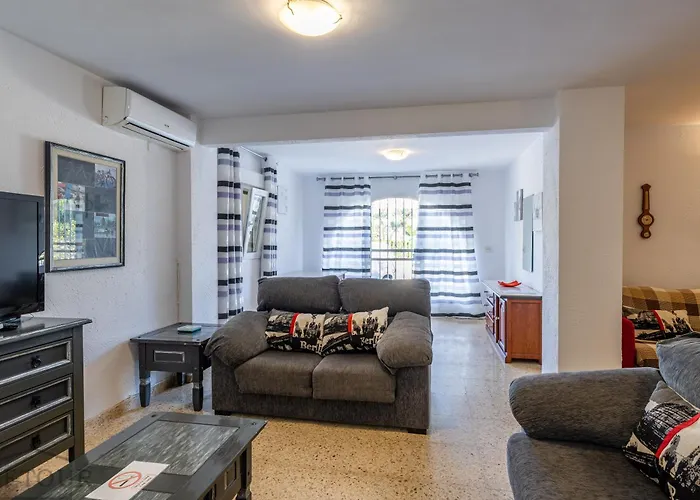 Inftour La Fustera بيت للعطل *