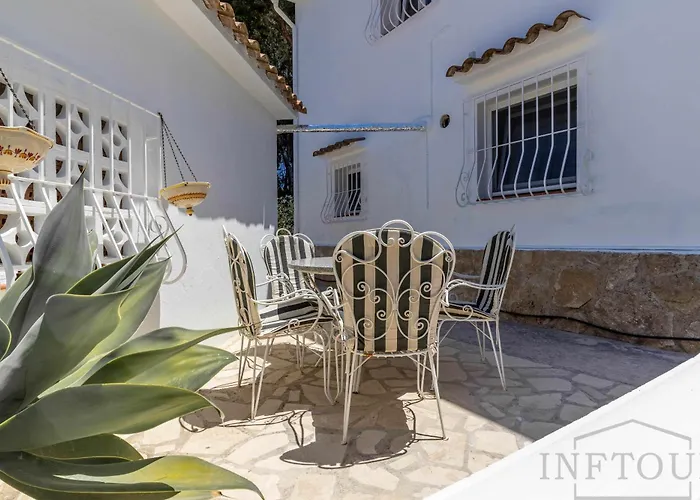 Inftour La Fustera بيت للعطل كاليبي